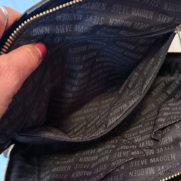 Steve Madden Elegant Black Handbag - Great Condition - Picture 10 of 10